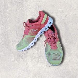 On Cloud Running Shoes Cloudflow Guava Dustrose Size 8